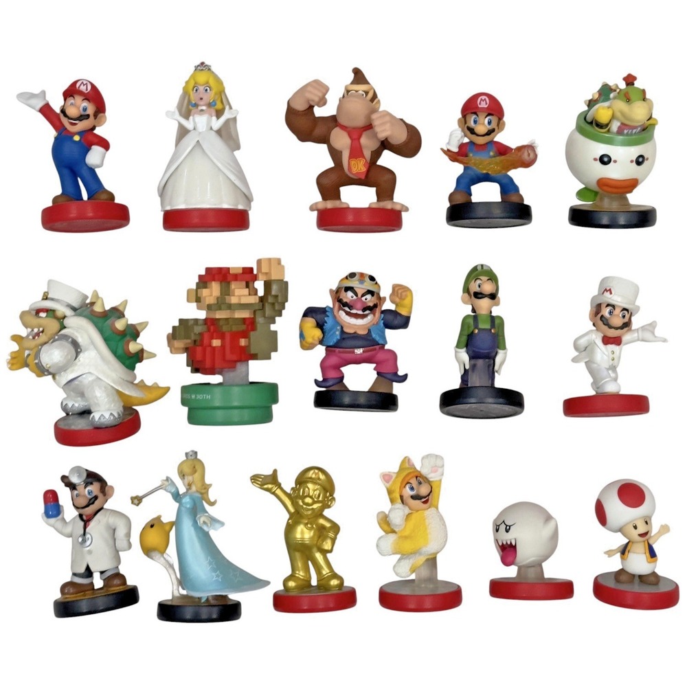 Super Mario‎ Bros. Amiibo Lot Of 16 Figures
